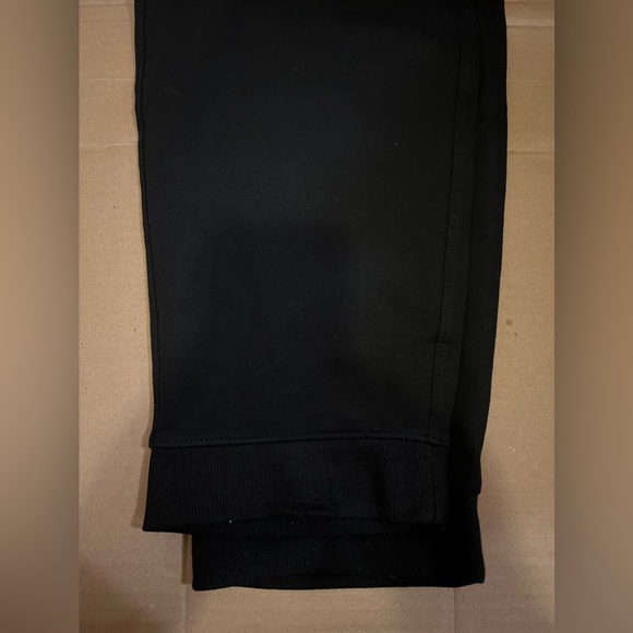 Old Navy Big and Tall Men’s Tech Joggers - 3XLT - Black - Drawstring - New - Picture 2 of 3